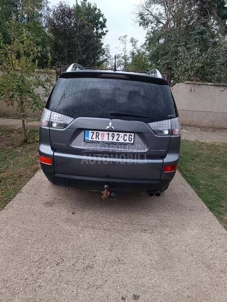 Mitsubishi Outlander outlander