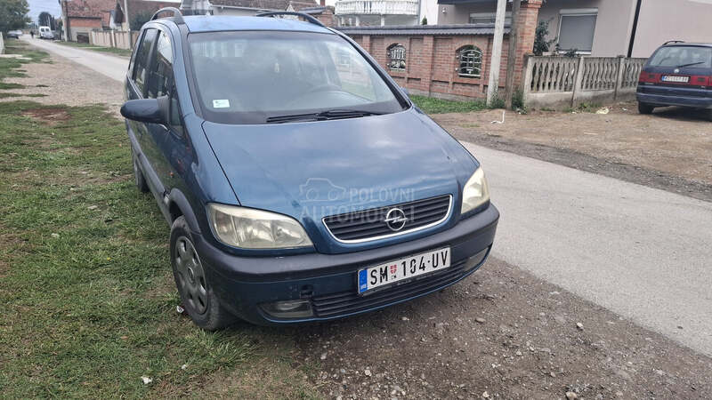Opel Zafira 