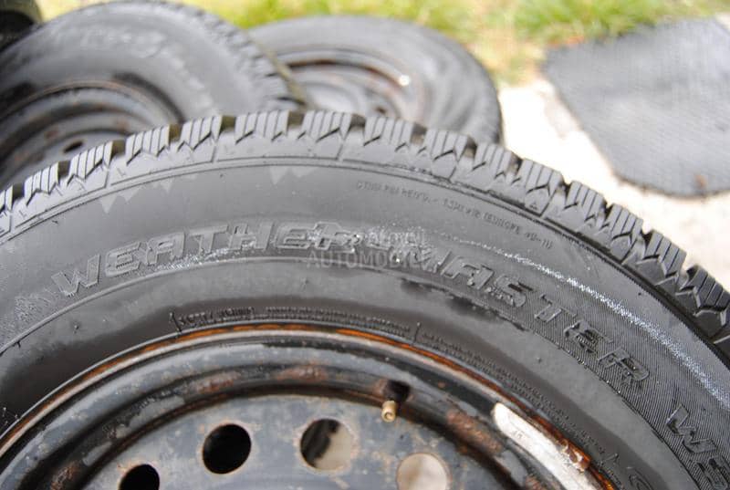 Cooper 215/70 R16 Zimska