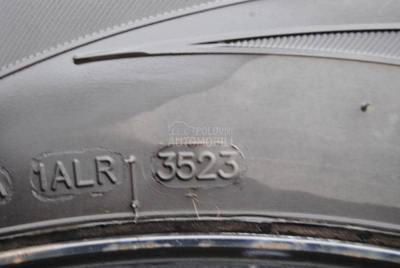 Cooper 215/70 R16 Zimska