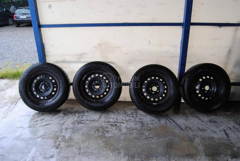 Cooper 215/70 R16 Zimska