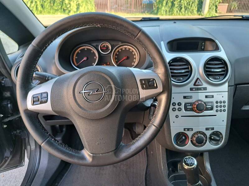 Opel Corsa D U.V.O.Z C.H