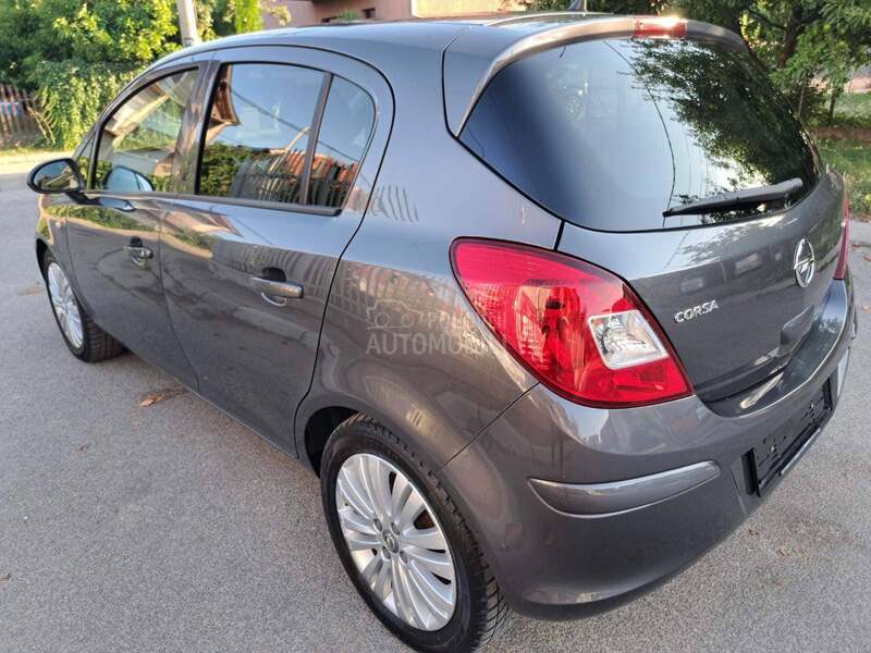 Opel Corsa D U.V.O.Z C.H