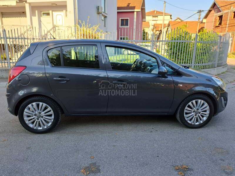 Opel Corsa D U.V.O.Z C.H
