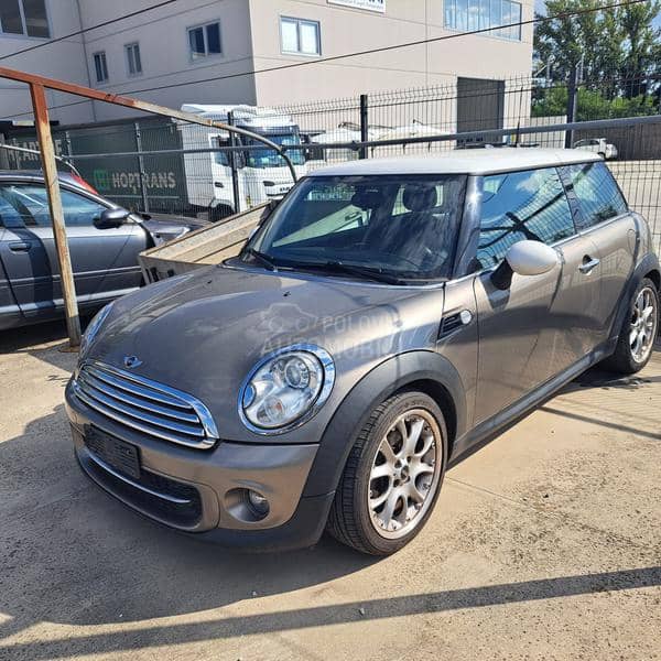 MINI Cooper 1.6 Đ