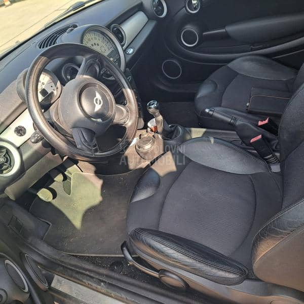 MINI Cooper 1.6 Đ