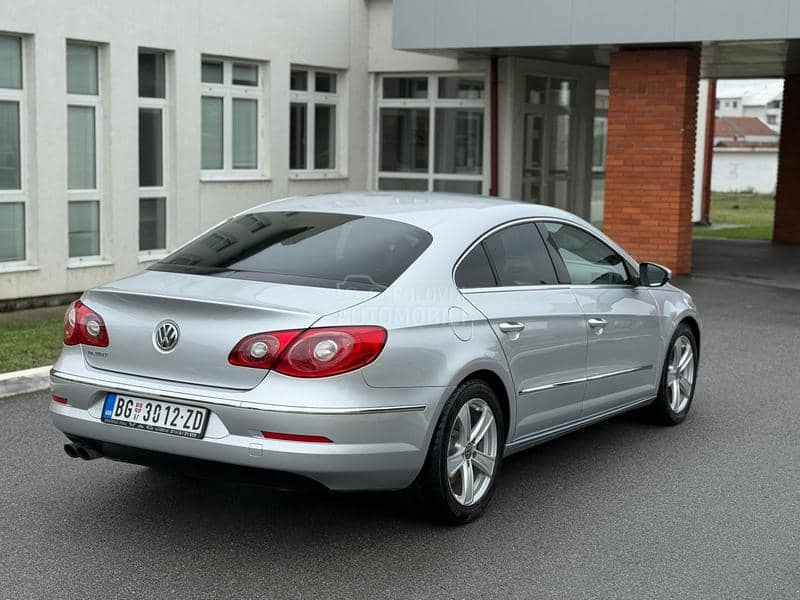 Volkswagen Passat CC O D L I C A N
