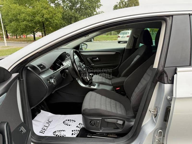 Volkswagen Passat CC O D L I C A N