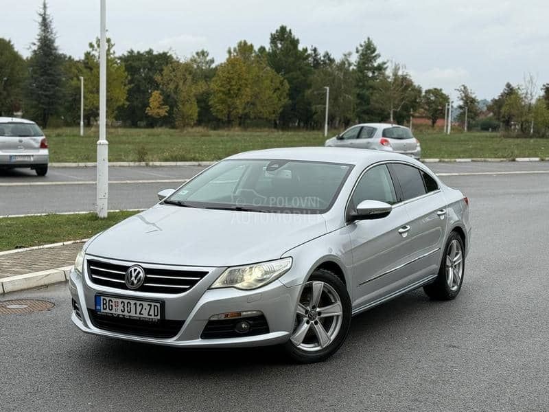 Volkswagen Passat CC O D L I C A N