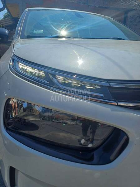 Citroen C4 Cactus 1.2 TURBO SHINE