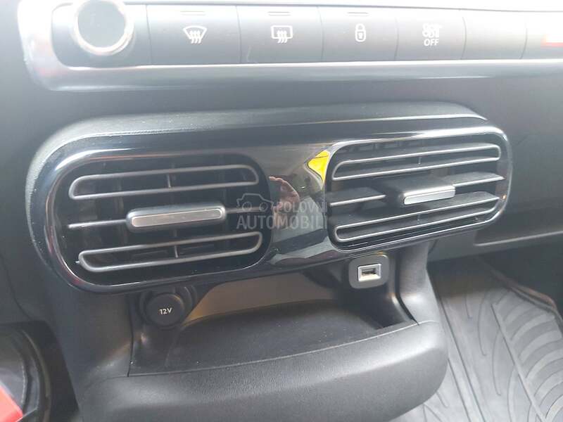 Citroen C4 Cactus 1.2 TURBO SHINE