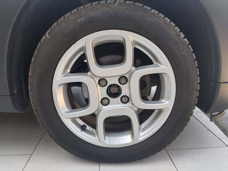 Citroen C4 Cactus 1.2 TURBO SHINE