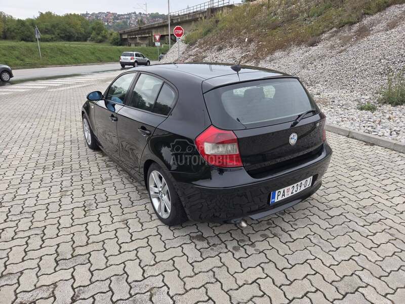 BMW 120 