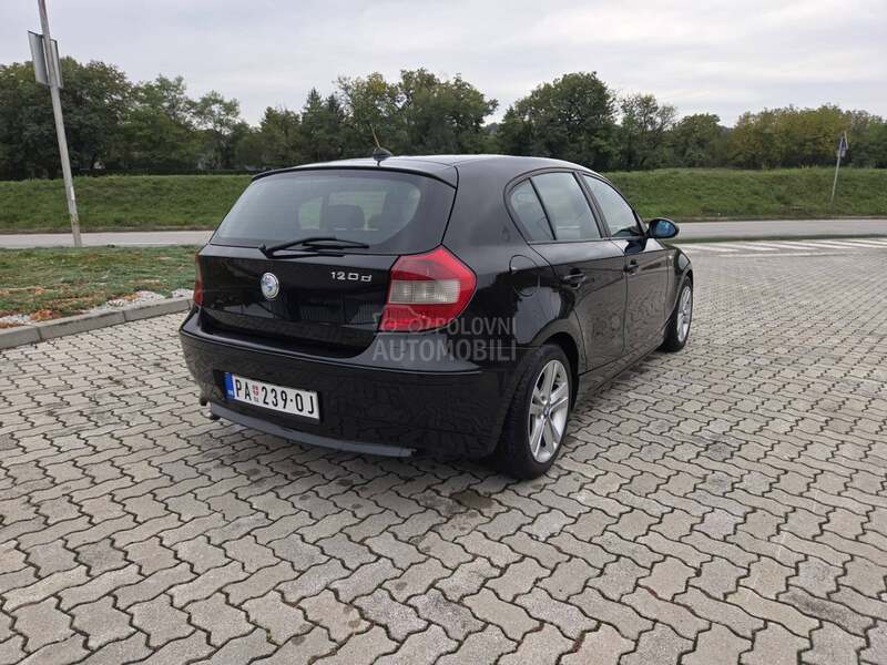 BMW 120 