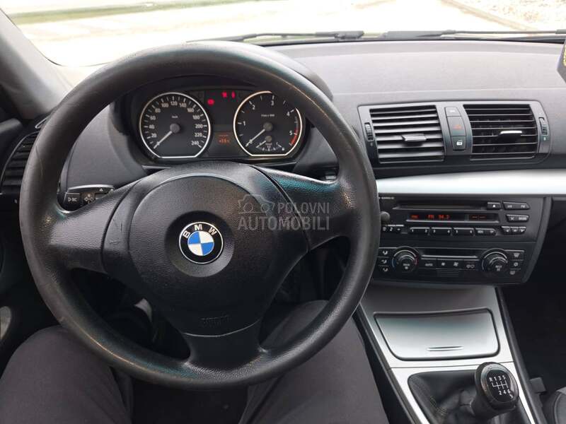 BMW 120 