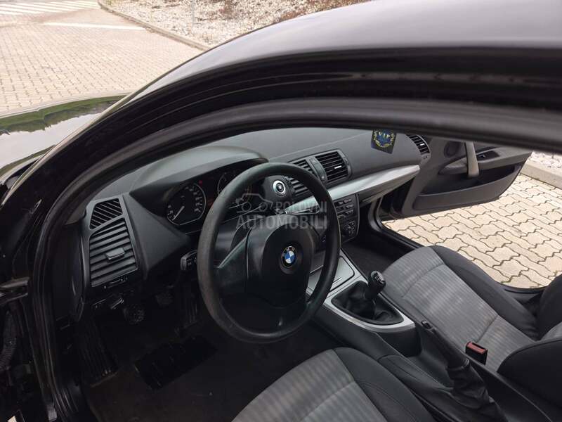 BMW 120 