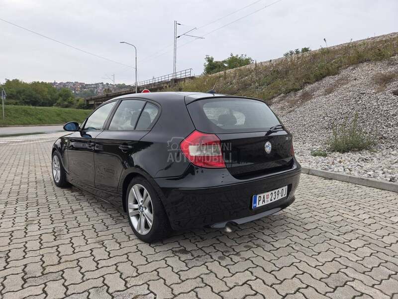 BMW 120 