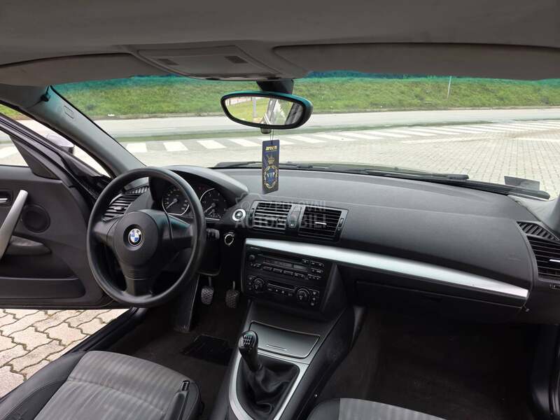 BMW 120 