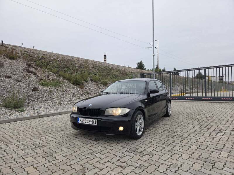 BMW 120 