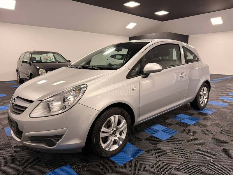 Opel Corsa D SPORTLINE KAONOVA