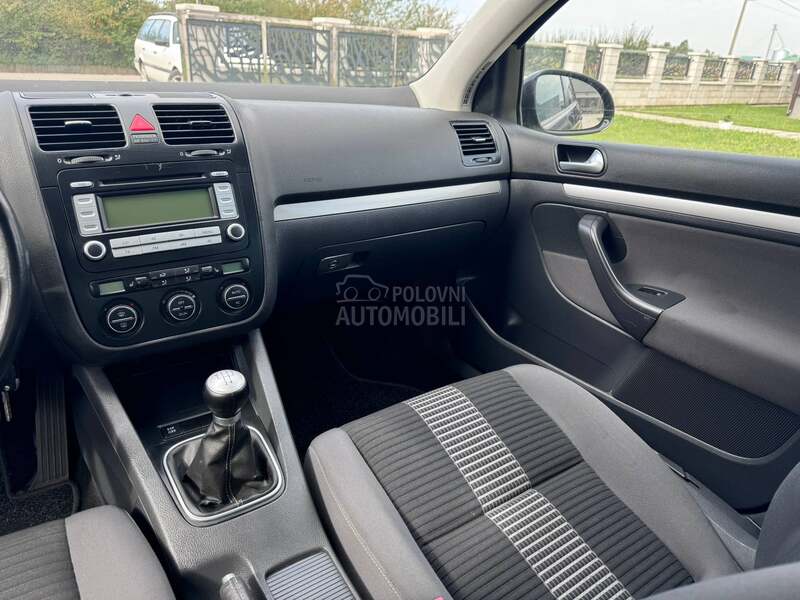 Volkswagen Golf 5 UNITED