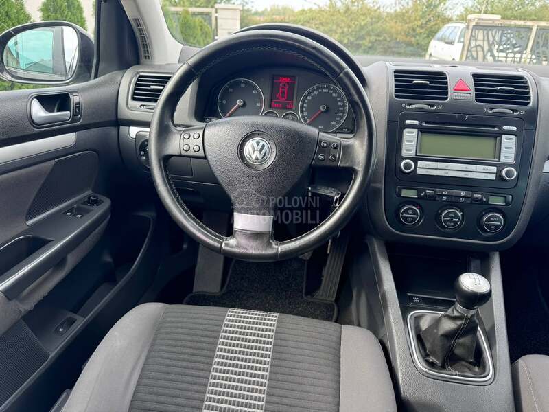 Volkswagen Golf 5 UNITED