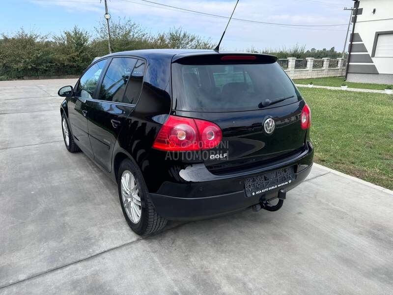 Volkswagen Golf 5 UNITED