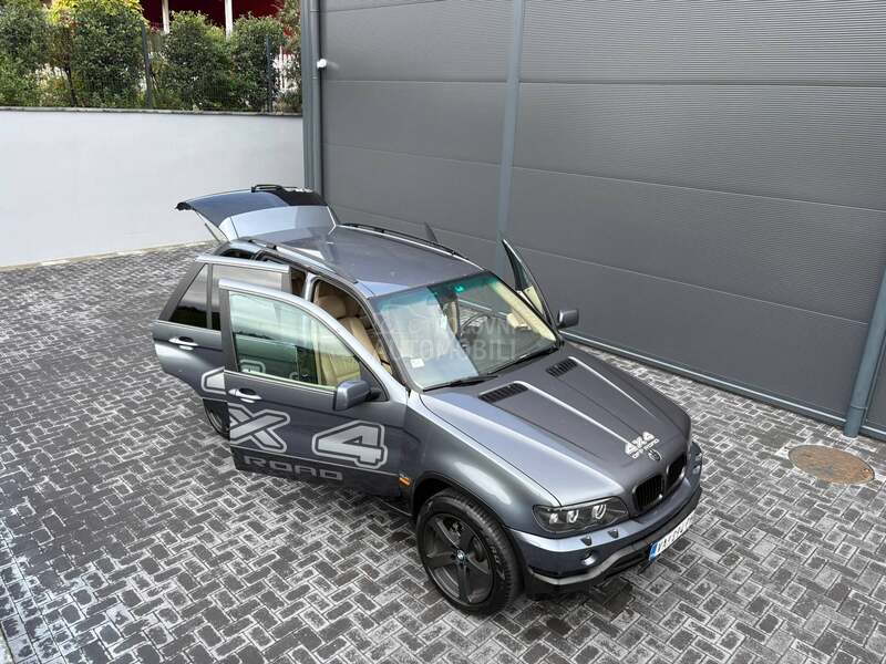 BMW X5 4.4