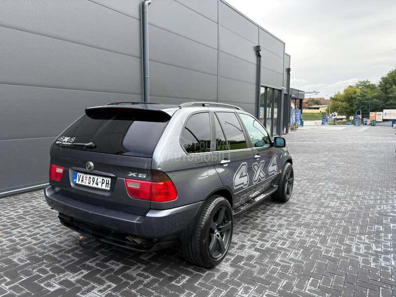 BMW X5 4.4