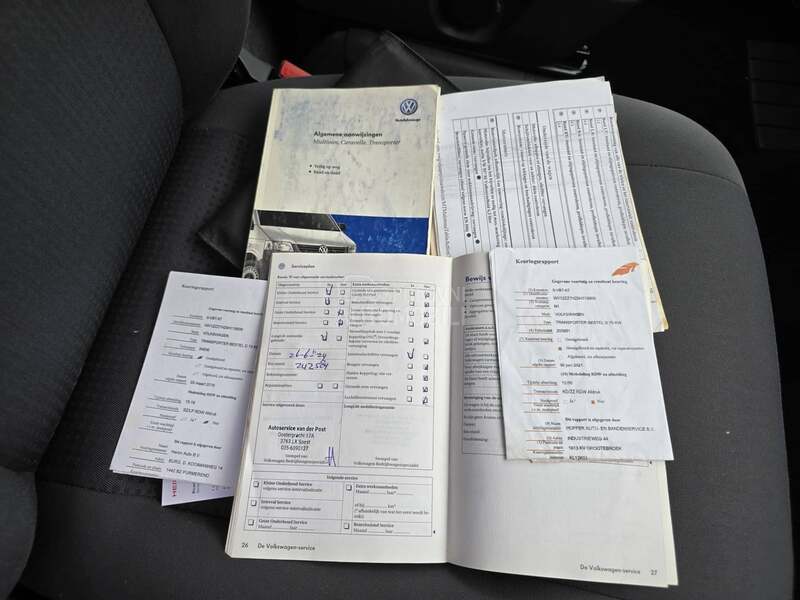 Volkswagen Transporter T5 1.9 TDI//K L I M A//