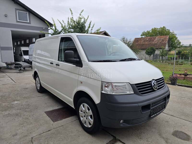 Volkswagen Transporter T5 1.9 TDI//K L I M A//