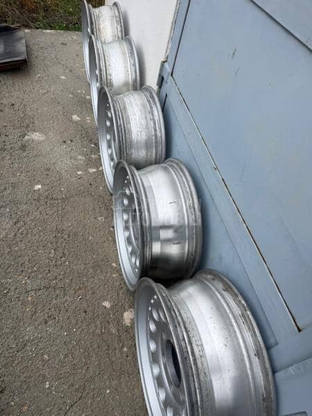 Aluminijumske felne  15" 6 x 139.7