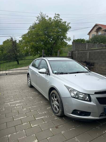 Chevrolet Cruze 