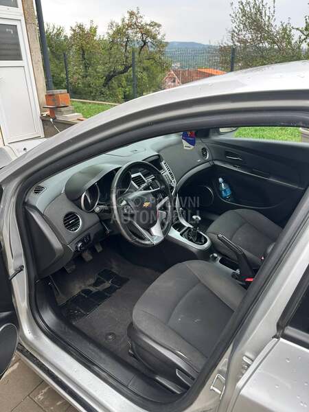Chevrolet Cruze 