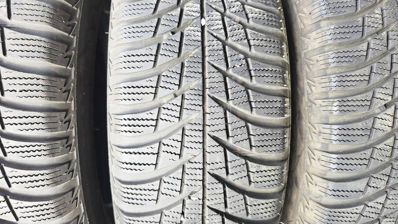 Bridgestone 185/70 R14 Zimska