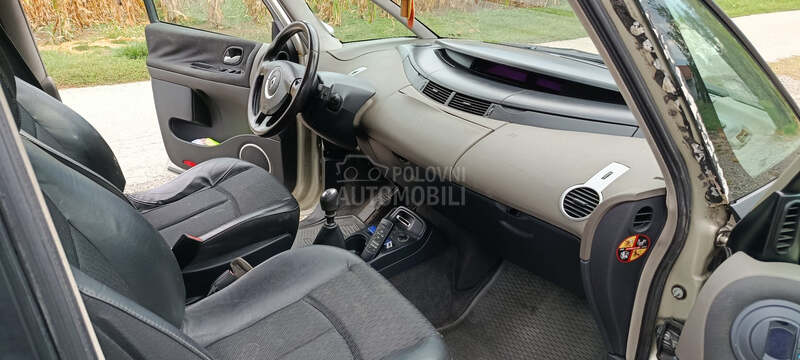 Renault Espace 1.9dci