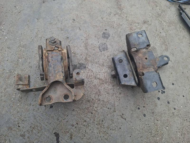 nosac motora menjaca