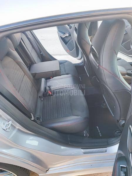 Mercedes Benz CLA 220 Shooting Brake PROČITAJ O P I S