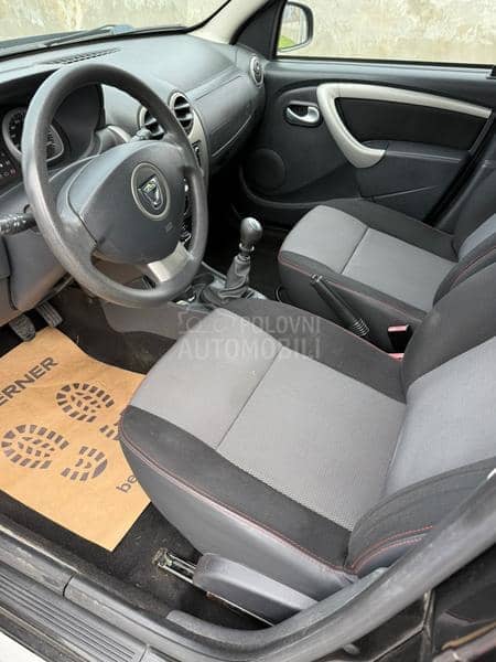 Dacia Duster 1.6 16v 4x4