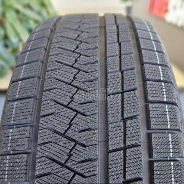 Triangle 225/45 R19 Zimska
