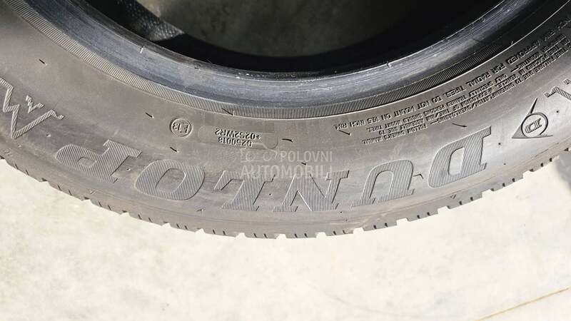 Dunlop 215/60 R16 Zimska