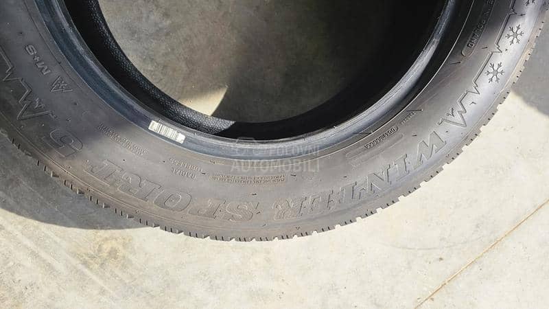 Dunlop 215/60 R16 Zimska