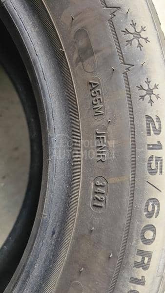 Dunlop 215/60 R16 Zimska
