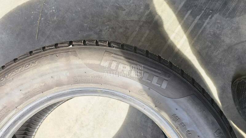 Pirelli 215/60 R16 Zimska