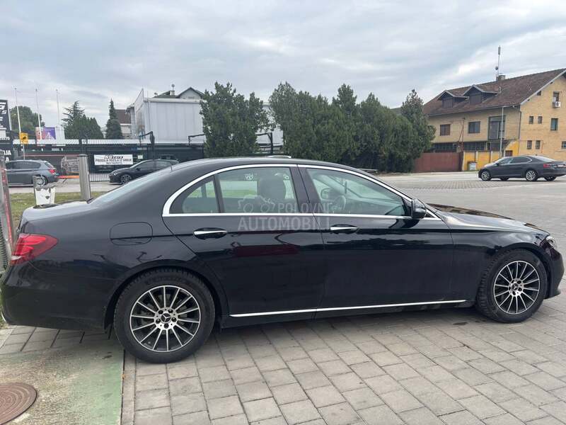 Mercedes Benz E 220 