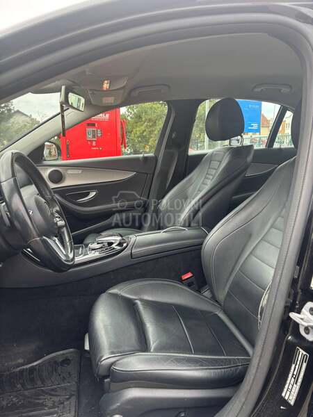 Mercedes Benz E 220 
