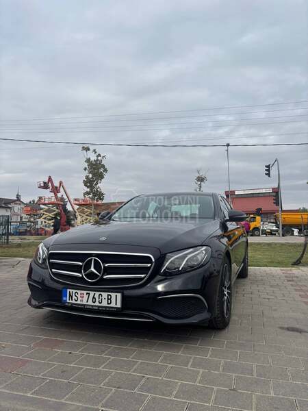 Mercedes Benz E 220 
