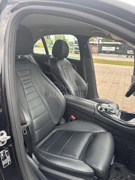 Mercedes Benz E 220 