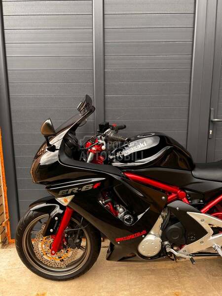 Kawasaki ER6F ER 6F