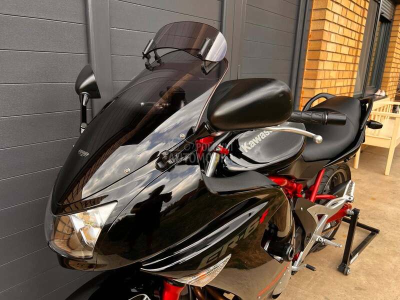 Kawasaki ER6F ER 6F